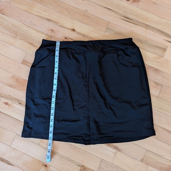 Tee Time Golf Skort. Size L. EUC. - Picture 5 of 7